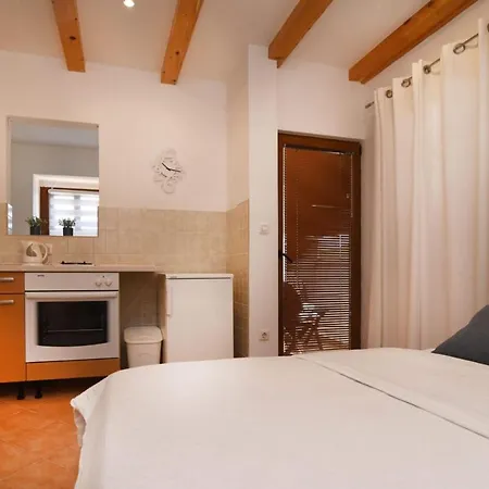 Dalmatian Stone House Apartman